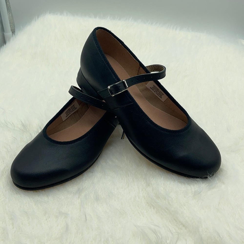 Bloch Rhythm 1” Heel Buckle Character Shoe